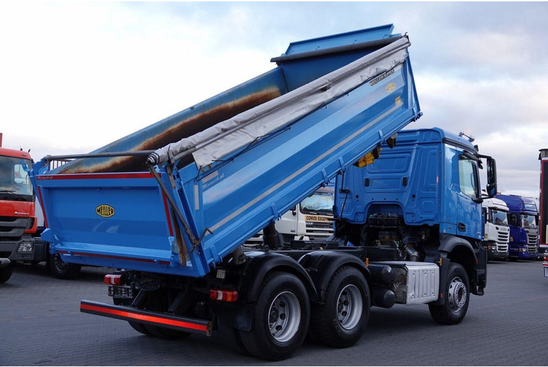 Mercedes-Benz AROCS 2636 / 6x4 / WYWROTKA 3 STRONNA / MEILLER KIPER / EURO 6 / - Camion basculantă: Foto 4 Mercedes-Benz AROCS 2636 / 6x4 / WYWROTKA 3 STRONNA / MEILLER KIPER / EURO 6 / - Camion basculantă: Foto 4