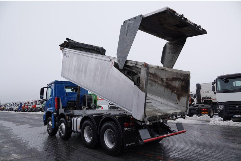 Mercedes-Benz AROCS 3243 / 8x4 / WYWROTKA 20m3 / TYLNOZSYP / EURO 6 / OPONY 10 - Camion basculantă: Foto 2 Mercedes-Benz AROCS 3243 / 8x4 / WYWROTKA 20m3 / TYLNOZSYP / EURO 6 / OPONY 10 - Camion basculantă: Foto 2