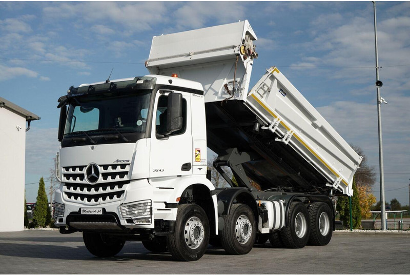 Mercedes-Benz AROCS 3243 / 8x4 / WYWROTKA DWUSTRONNA / HYDROBURTA / BORDMATIC - Camion basculantă: Foto 1 Mercedes-Benz AROCS 3243 / 8x4 / WYWROTKA DWUSTRONNA / HYDROBURTA / BORDMATIC - Camion basculantă: Foto 1