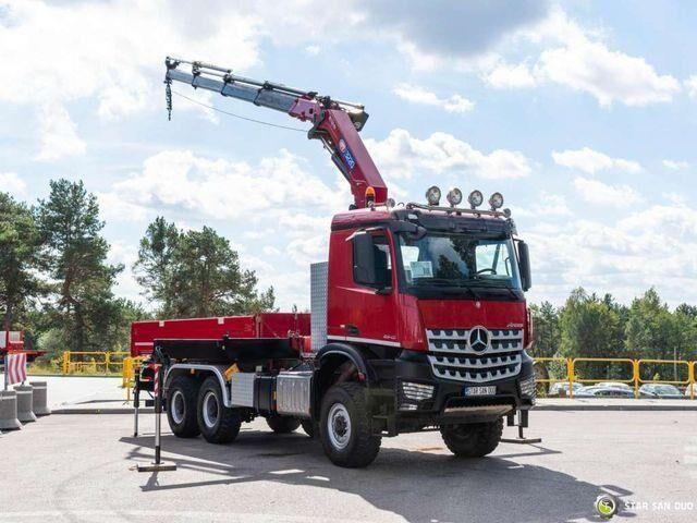 Mercedes-Benz AROCS 3345 6x6 HMF 3220 K hds Crane tipper - Camion basculantă, Camion cu macara: Foto 2 Mercedes-Benz AROCS 3345 6x6 HMF 3220 K hds Crane tipper - Camion basculantă, Camion cu macara: Foto 2