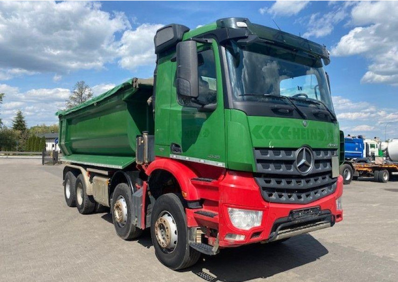 Mercedes-Benz AROCS 4145 - Camion basculantă: Foto 2 Mercedes-Benz AROCS 4145 - Camion basculantă: Foto 2
