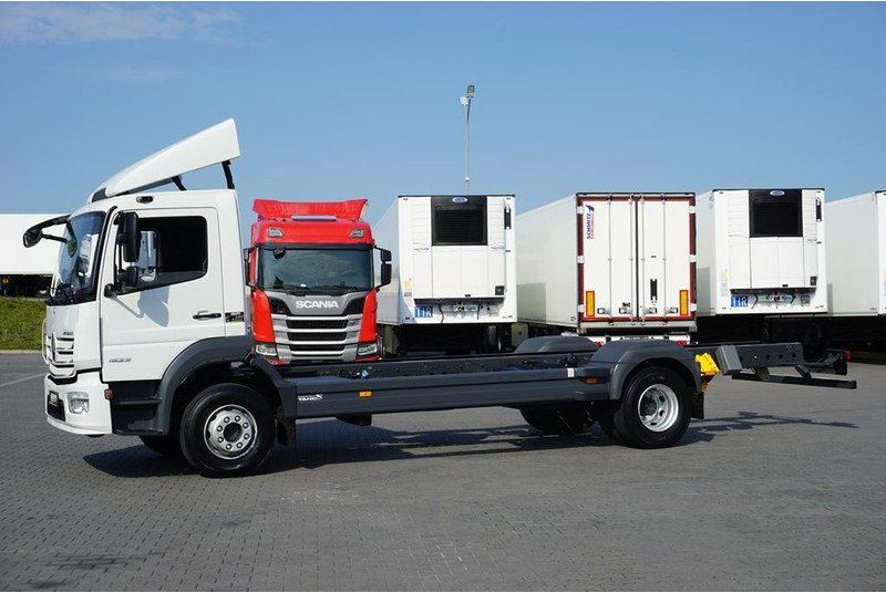 Mercedes-Benz ATEGO / 1523 / ACC / EURO 6 / PODWOZIE DO ZABUDOWY / DŁ. 6,75 M - Camion şasiu: Foto 3 Mercedes-Benz ATEGO / 1523 / ACC / EURO 6 / PODWOZIE DO ZABUDOWY / DŁ. 6,75 M - Camion şasiu: Foto 3