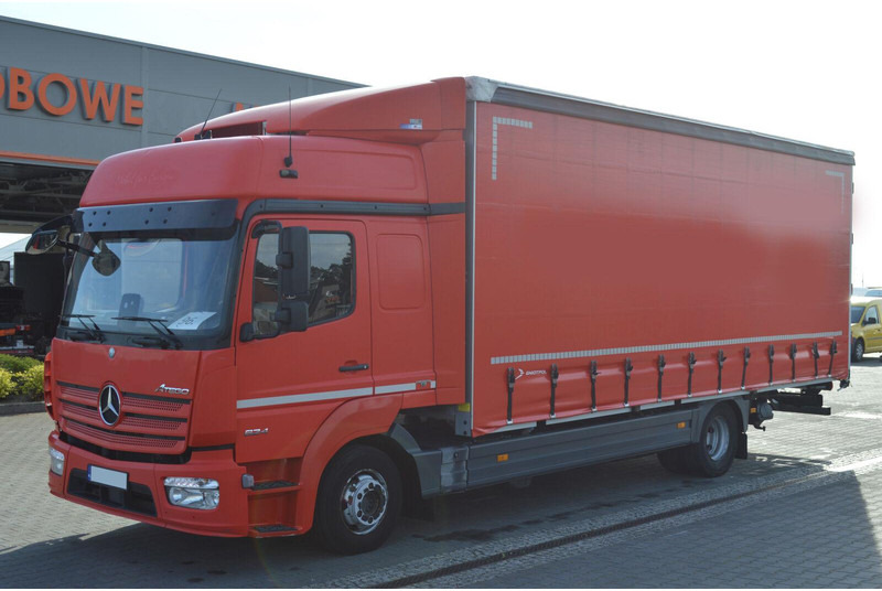 Mercedes-Benz ATEGO 824 EURO 6 1.HAND CURTAINE TILT - Camion cu prelată: Foto 1 Mercedes-Benz ATEGO 824 EURO 6 1.HAND CURTAINE TILT - Camion cu prelată: Foto 1
