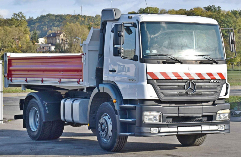Mercedes-Benz AXOR 1823 * KIPPER 4,45 m * TOPZUSTAND - Camion basculantă: Foto 4 Mercedes-Benz AXOR 1823 * KIPPER 4,45 m * TOPZUSTAND - Camion basculantă: Foto 4