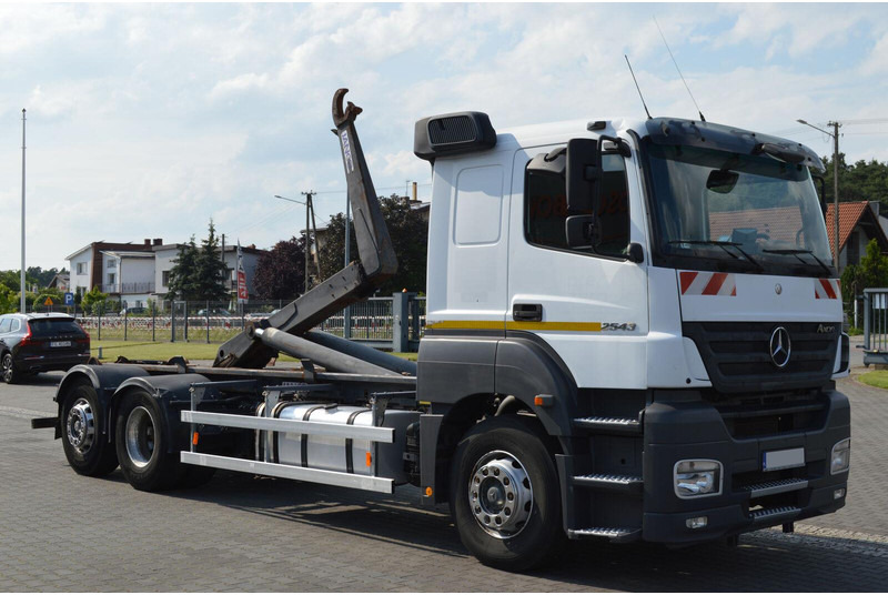 Mercedes-Benz AXOR 2543 HOOK JANCO HS20 14T KLIMA WEBASTO Bed Steering Axle Au - Camion cu cârlig: Foto 5 Mercedes-Benz AXOR 2543 HOOK JANCO HS20 14T KLIMA WEBASTO Bed Steering Axle Au - Camion cu cârlig: Foto 5