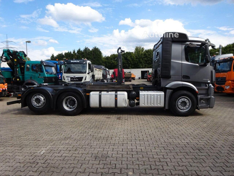 Mercedes-Benz Actros 2545 Hook lift truck 6x2 - Camion cu cârlig, Camion cu macara: Foto 5 Mercedes-Benz Actros 2545 Hook lift truck 6x2 - Camion cu cârlig, Camion cu macara: Foto 5