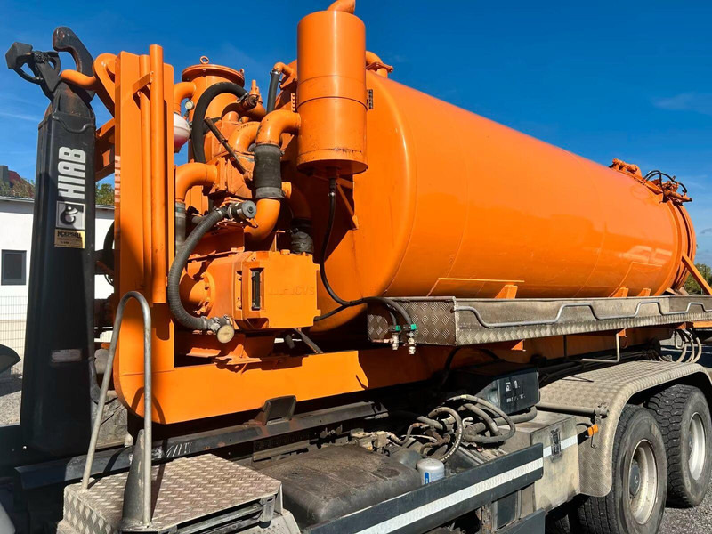Mercedes-Benz Actros 2644 - Vacuum truck - Maşină pentru vidanjări: Foto 5 Mercedes-Benz Actros 2644 - Vacuum truck - Maşină pentru vidanjări: Foto 5