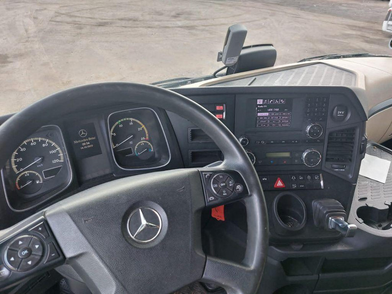 Mercedes-Benz Actros 2646 - Camion cu cârlig: Foto 4 Mercedes-Benz Actros 2646 - Camion cu cârlig: Foto 4