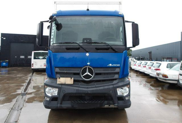 Mercedes-Benz Antos 2832 Koffer + tail lift 6x2 - Camion furgon: Foto 3 Mercedes-Benz Antos 2832 Koffer + tail lift 6x2 - Camion furgon: Foto 3