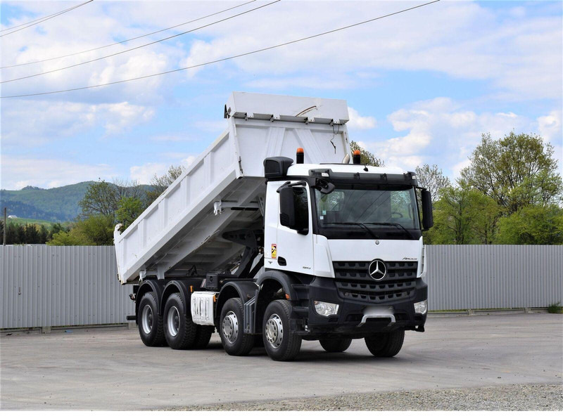 Mercedes-Benz Arocs 3243 - Camion basculantă: Foto 4 Mercedes-Benz Arocs 3243 - Camion basculantă: Foto 4
