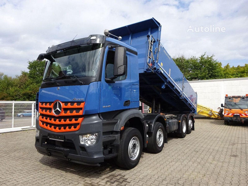 Mercedes-Benz Arocs 3446 - Tipper truck - Camion basculantă: Foto 1 Mercedes-Benz Arocs 3446 - Tipper truck - Camion basculantă: Foto 1