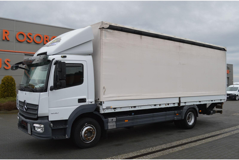 Mercedes-Benz Atego 1230 - Camion furgon: Foto 2 Mercedes-Benz Atego 1230 - Camion furgon: Foto 2