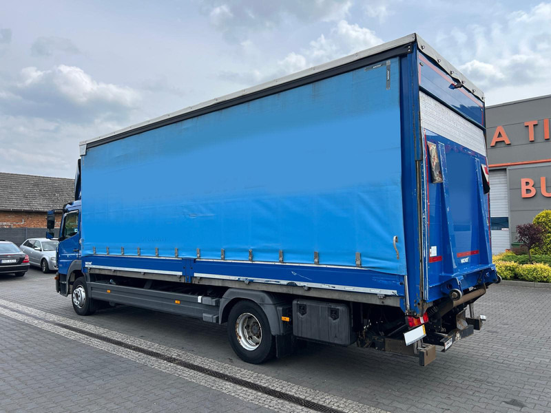 Mercedes-Benz Atego 1530 CURTAIN PLANE+LIFT 1.HAND - Camion cu prelată: Foto 4 Mercedes-Benz Atego 1530 CURTAIN PLANE+LIFT 1.HAND - Camion cu prelată: Foto 4