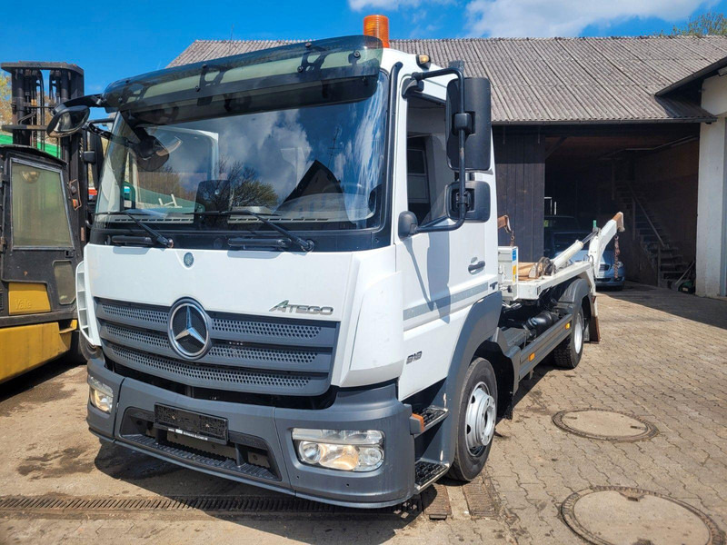 Mercedes-Benz Atego 818 Skip loader - Camion container de gunoi: Foto 1 Mercedes-Benz Atego 818 Skip loader - Camion container de gunoi: Foto 1