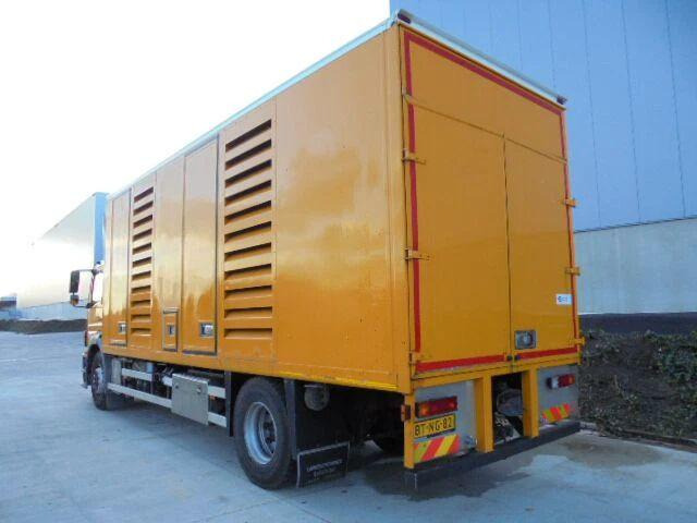 Mercedes-Benz Axor 1829 - Vacuum truck - Maşină pentru vidanjări: Foto 5 Mercedes-Benz Axor 1829 - Vacuum truck - Maşină pentru vidanjări: Foto 5