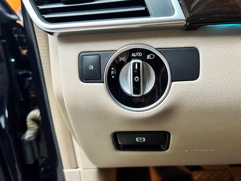 SUV Mercedes-Benz GL-Klasse 350 BlueTec 4-Matic Salon PL, Bezwypadkowy: Foto 15 SUV Mercedes-Benz GL-Klasse 350 BlueTec 4-Matic Salon PL, Bezwypadkowy: Foto 15