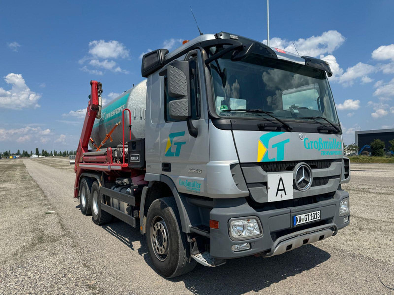 Mercedes-Benz MP 3 2648,6x4,voll-blatt-gefedert,Absetzer - Camion container de gunoi: Foto 2 Mercedes-Benz MP 3 2648,6x4,voll-blatt-gefedert,Absetzer - Camion container de gunoi: Foto 2