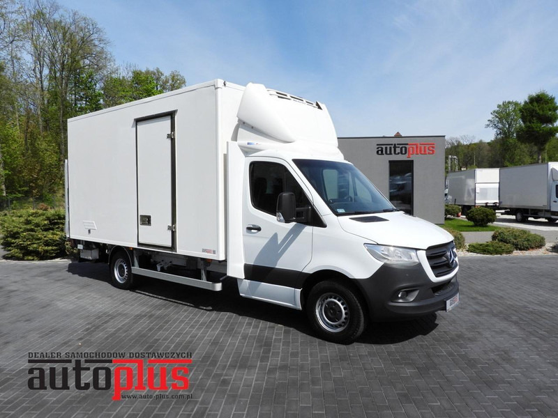Mercedes-Benz SPRINTER 316 CHŁODNIA KONTENER 0*C WINDA 8 PALET TEMPOMAT PNEUMA - Autoutilitară frigorifica: Foto 1 Mercedes-Benz SPRINTER 316 CHŁODNIA KONTENER 0*C WINDA 8 PALET TEMPOMAT PNEUMA - Autoutilitară frigorifica: Foto 1