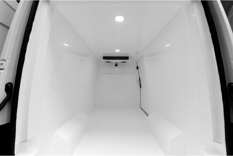 Mercedes-Benz Sprinter 315 - Autoutilitară frigorifica: Foto 5 Mercedes-Benz Sprinter 315 - Autoutilitară frigorifica: Foto 5
