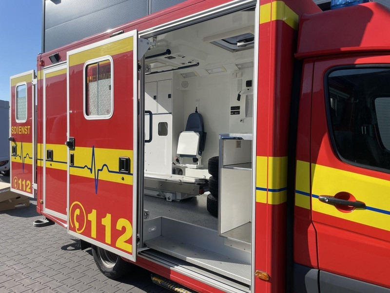 Mercedes-Benz Sprinter 516 CDI Ambulance car - Ambulanță: Foto 5 Mercedes-Benz Sprinter 516 CDI Ambulance car - Ambulanță: Foto 5