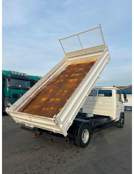 Mercedes-Benz Vario 816 816/AHK/ Blatt-Blatt /Radstand 4250mm - Camion basculantă: Foto 4 Mercedes-Benz Vario 816 816/AHK/ Blatt-Blatt /Radstand 4250mm - Camion basculantă: Foto 4