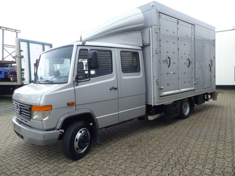 Mercedes-Benz Vario 818 Doka horse transporter + Tail lift - Camion transport cai: Foto 3 Mercedes-Benz Vario 818 Doka horse transporter + Tail lift - Camion transport cai: Foto 3