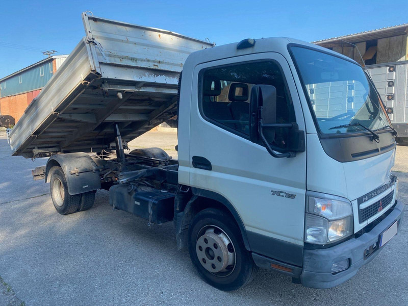 Mitsubishi Fuso FE85 3 way Meiller tipper - Camion basculantă: Foto 4 Mitsubishi Fuso FE85 3 way Meiller tipper - Camion basculantă: Foto 4