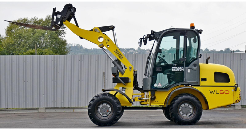 Neuson WACKER WL 50 * TOPZUSTAND - Încărcător frontal pe pneuri: Foto 4 Neuson WACKER WL 50 * TOPZUSTAND - Încărcător frontal pe pneuri: Foto 4