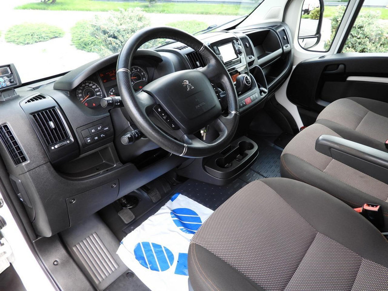 Peugeot BOXER CHŁODNIA KONTENER 0*C 8 PALET TEMPOMAT LEDY KLIMATYZACJA - Autoutilitară box: Foto 2 Peugeot BOXER CHŁODNIA KONTENER 0*C 8 PALET TEMPOMAT LEDY KLIMATYZACJA - Autoutilitară box: Foto 2