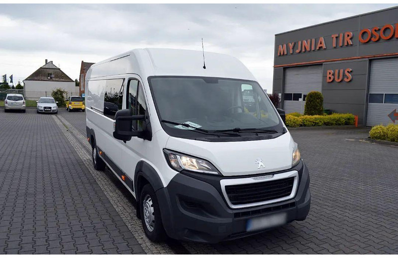 Peugeot Boxer Furgin Duoble CabinDoka L4H2 7-seater One Owner - Microbuz, Transport persoane: Foto 5 Peugeot Boxer Furgin Duoble CabinDoka L4H2 7-seater One Owner - Microbuz, Transport persoane: Foto 5