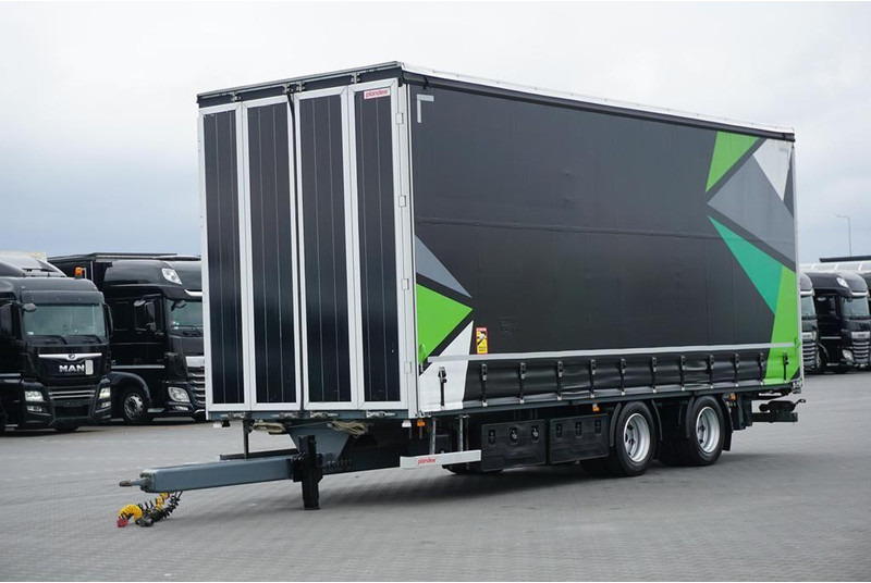 Plandex TANDEM / PRZEJAZDOWA / DŁ. 7,75 M / OS PODNOSZONA - Remorcă cu prelată: Foto 2 Plandex TANDEM / PRZEJAZDOWA / DŁ. 7,75 M / OS PODNOSZONA - Remorcă cu prelată: Foto 2