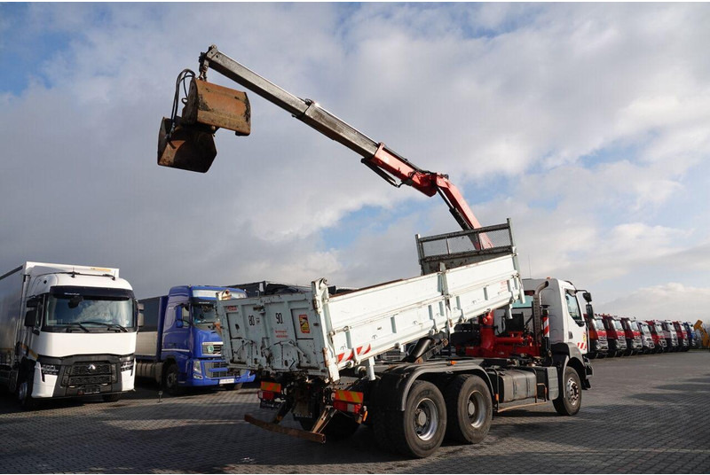 Renault KERAX 410 / 6x4 / WYWROTKA + HDS FASSI F150 / HYDROBURTA / BORDM - Camion basculantă, Camion cu macara: Foto 5 Renault KERAX 410 / 6x4 / WYWROTKA + HDS FASSI F150 / HYDROBURTA / BORDM - Camion basculantă, Camion cu macara: Foto 5