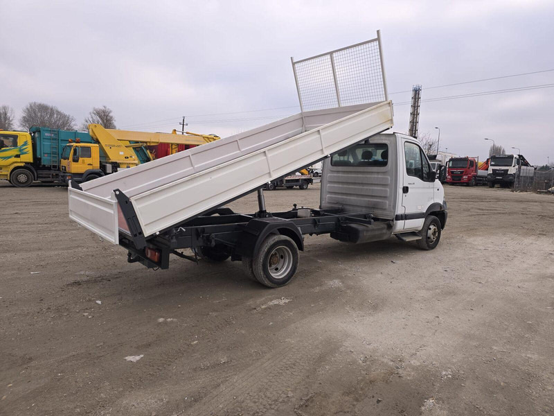 Renault Mascott 150 DXi -with New Three-sided Tipper 6.5t - Camion basculantă: Foto 5 Renault Mascott 150 DXi -with New Three-sided Tipper 6.5t - Camion basculantă: Foto 5