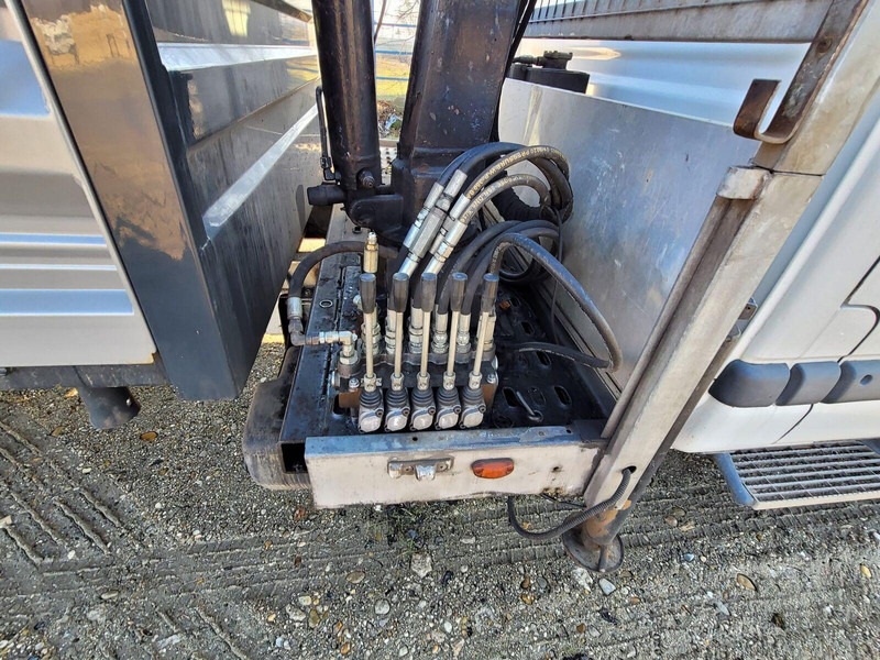 Renault Mascott 160 Three-sided tipper + Crane KO - 6.5tons - Autoutilitară basculantă: Foto 5 Renault Mascott 160 Three-sided tipper + Crane KO - 6.5tons - Autoutilitară basculantă: Foto 5