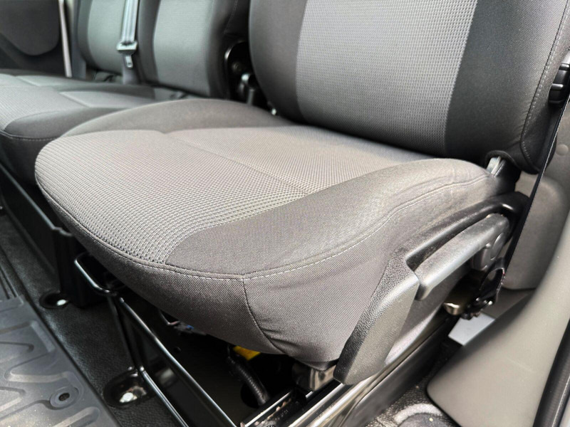 Autoutilitară frigorifica Renault Master 145 DCI Kontener 3x Drzwi 230V Chłodnia/Mroźnia do -12, S: Foto 11 Autoutilitară frigorifica Renault Master 145 DCI Kontener 3x Drzwi 230V Chłodnia/Mroźnia do -12, S: Foto 11