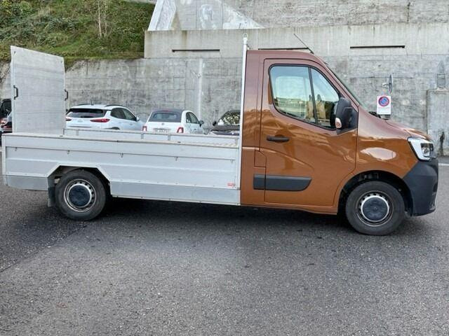 Renault Master 150 dci - plató + rámpa - Autoutilitară cu platformă: Foto 4 Renault Master 150 dci - plató + rámpa - Autoutilitară cu platformă: Foto 4