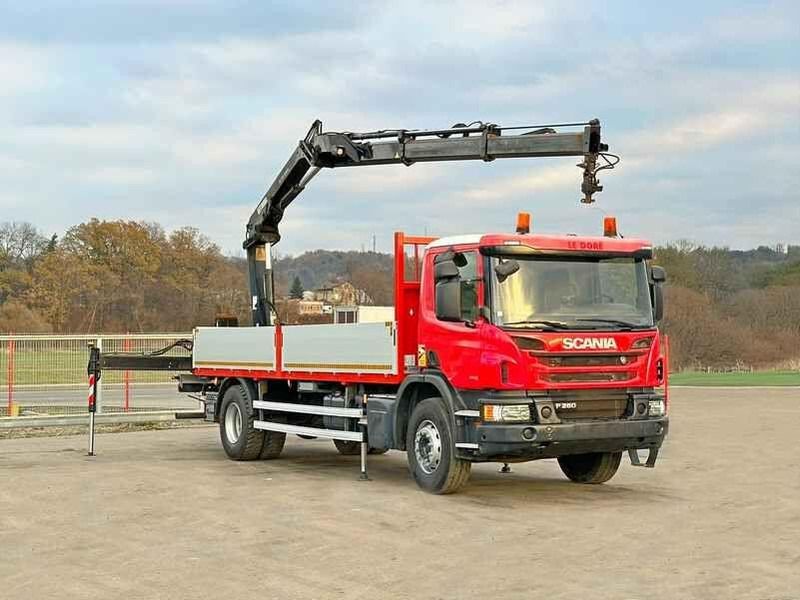 Scania P 280 * HIAB 122 E - 2 HIDUO + FUNK* TOPZUSTAND - Camion platformă, Camion cu macara: Foto 2 Scania P 280 * HIAB 122 E - 2 HIDUO + FUNK* TOPZUSTAND - Camion platformă, Camion cu macara: Foto 2