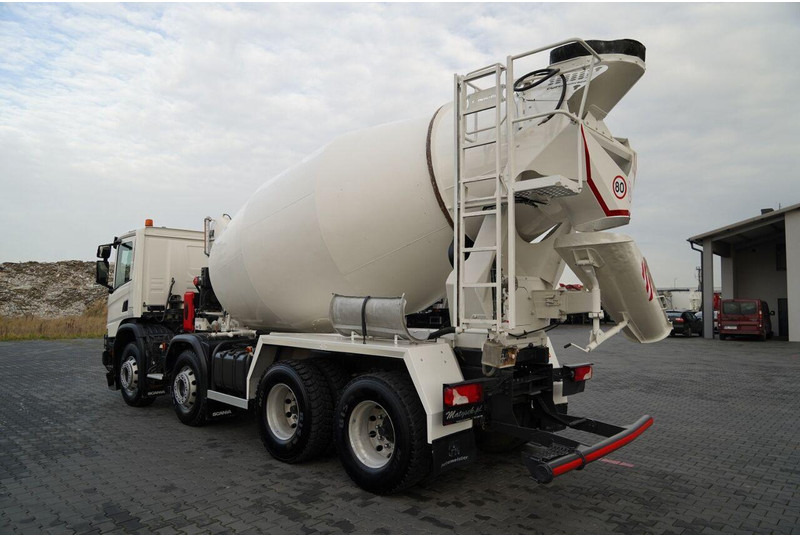 Scania P 410 / 8x4 / BETONOMIESZARKA / GRUSZKA / PUTZMEISTER / 9m3 / AU - Autobetonieră: Foto 3 Scania P 410 / 8x4 / BETONOMIESZARKA / GRUSZKA / PUTZMEISTER / 9m3 / AU - Autobetonieră: Foto 3