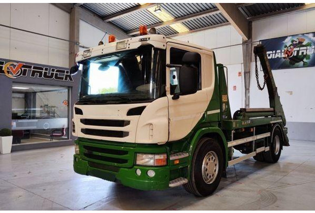 Scania P360 - Camion container de gunoi: Foto 2 Scania P360 - Camion container de gunoi: Foto 2