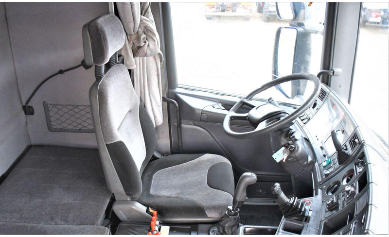 Camion cu cârlig Scania R124 470 Abrollkipper * 6x2 * Motor Problem: Foto 11 Camion cu cârlig Scania R124 470 Abrollkipper * 6x2 * Motor Problem: Foto 11