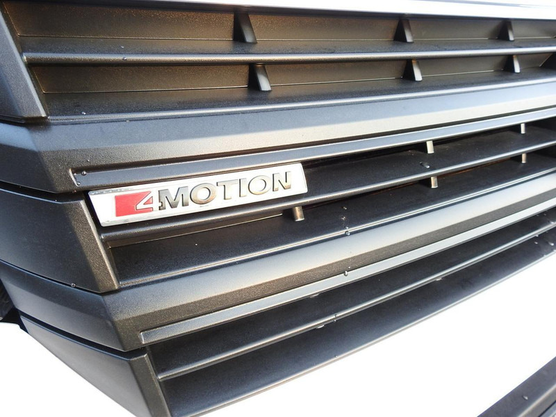 Microbuz, Transport persoane Volkswagen CRAFTER 4X4 4MOTION  FURGON BRYGADÓWKA  7 MIEJSC KLIMATYZACJA  1: Foto 18 Microbuz, Transport persoane Volkswagen CRAFTER 4X4 4MOTION  FURGON BRYGADÓWKA  7 MIEJSC KLIMATYZACJA  1: Foto 18
