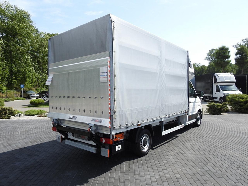 Volkswagen CRAFTER PLANDEKA WINDA 8 PALET WEBASTO TEMPOMAT 180KM [ 032919 - Autoutilitară cu prelată: Foto 3 Volkswagen CRAFTER PLANDEKA WINDA 8 PALET WEBASTO TEMPOMAT 180KM [ 032919 - Autoutilitară cu prelată: Foto 3