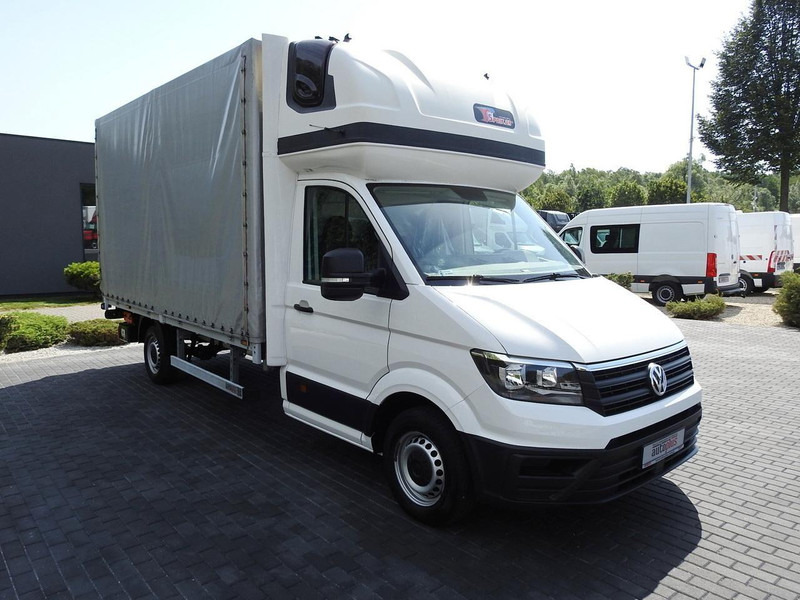 Volkswagen CRAFTER PLANDEKA WINDA 8 PALET WEBASTO TEMPOMAT 180KM [ 032919 - Autoutilitară cu prelată: Foto 4 Volkswagen CRAFTER PLANDEKA WINDA 8 PALET WEBASTO TEMPOMAT 180KM [ 032919 - Autoutilitară cu prelată: Foto 4