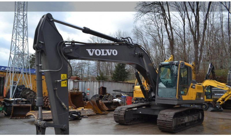 Volvo EC200 - Excavator pe şenile: Foto 4 Volvo EC200 - Excavator pe şenile: Foto 4