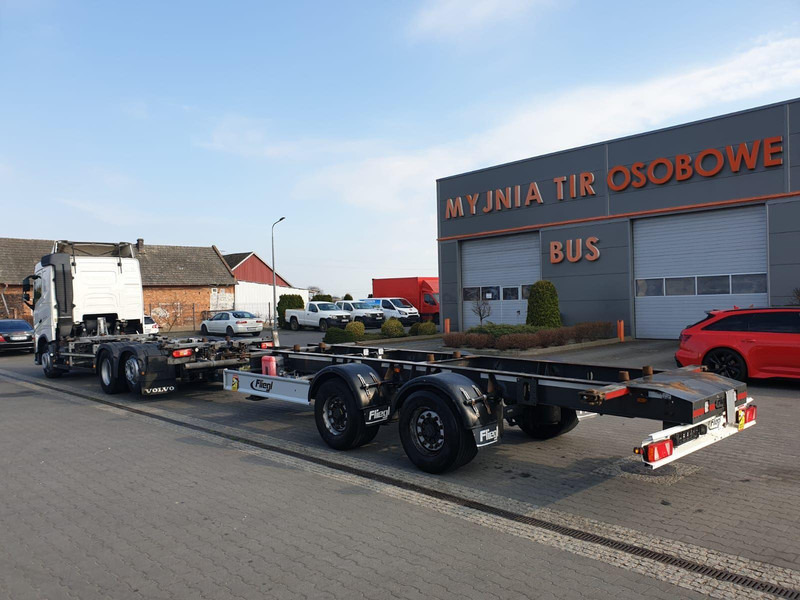 Volvo FH 460 EURO 6 BDF SWAP CHASSIS + TRAILER FLIEGL TWP180 - Camion şasiu: Foto 5 Volvo FH 460 EURO 6 BDF SWAP CHASSIS + TRAILER FLIEGL TWP180 - Camion şasiu: Foto 5