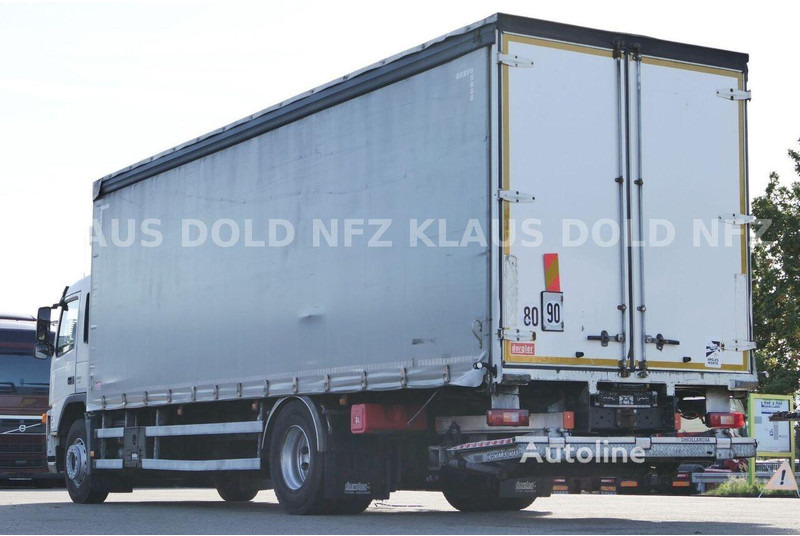 Volvo FM 300 - Curtian side truck - Camion cu prelată: Foto 4 Volvo FM 300 - Curtian side truck - Camion cu prelată: Foto 4