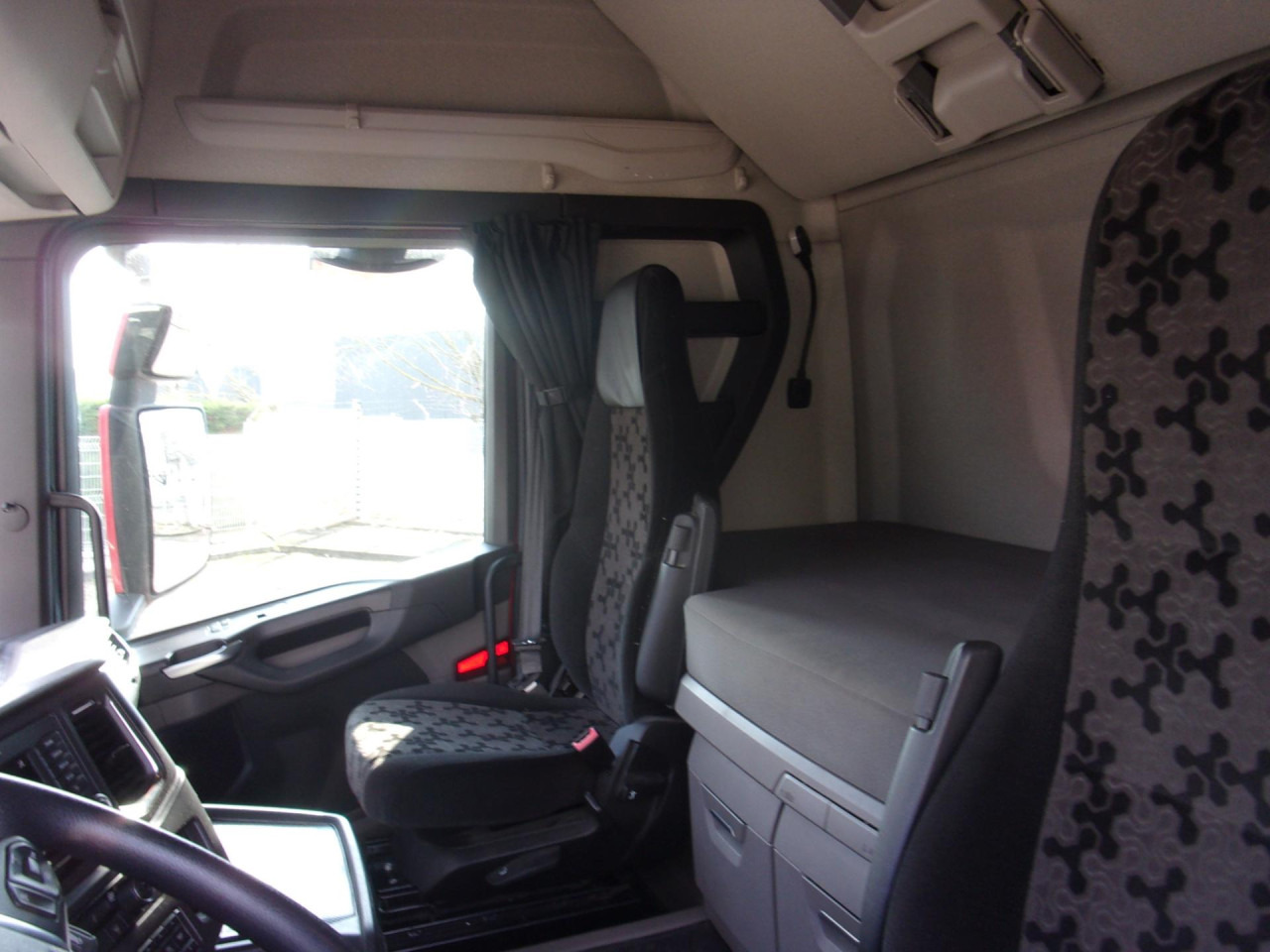 SCANIA R 500 A4x2NB - Cap tractor: Foto 4 SCANIA R 500 A4x2NB - Cap tractor: Foto 4