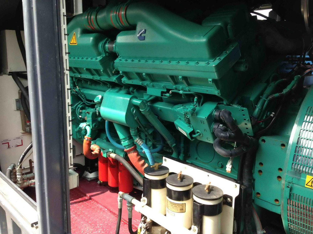 Cummins Generator 1000 KW 1250 KVA powerd by QSK45-G4 Engine - Generator electric: Foto 4 Cummins Generator 1000 KW 1250 KVA powerd by QSK45-G4 Engine - Generator electric: Foto 4