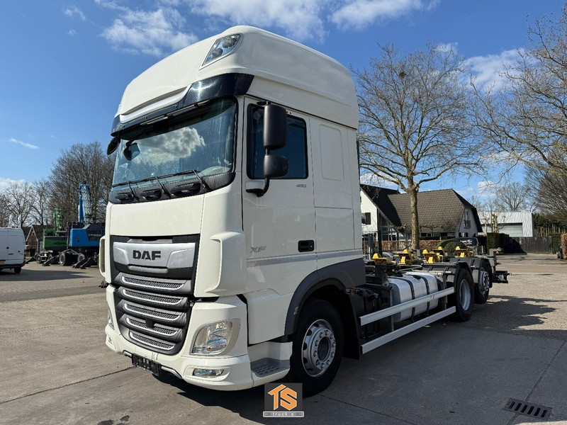 DAF XF 480 FAN SSC - LBW - RETARDER - BDF - KLIMA - GERMAN TRUCK - TOP! - Camion transport containere/ Swap body: Foto 1 DAF XF 480 FAN SSC - LBW - RETARDER - BDF - KLIMA - GERMAN TRUCK - TOP! - Camion transport containere/ Swap body: Foto 1