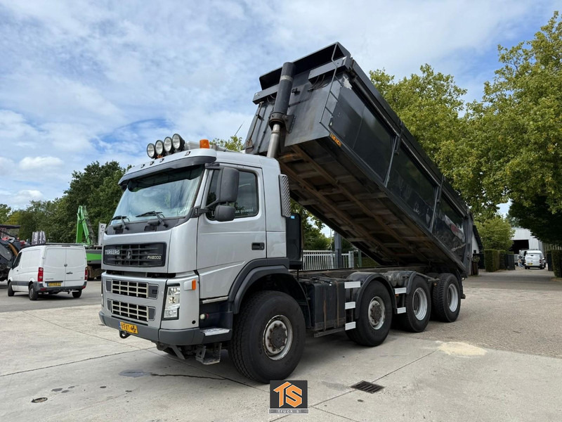 Volvo FM2000-T TERBERG 8X8 - EURO 5 - AUTOMATIC - KIPPER/TIPPER - NL TRUCK - ISOLATED HARDOX - TOP! - Camion basculantă: Foto 1 Volvo FM2000-T TERBERG 8X8 - EURO 5 - AUTOMATIC - KIPPER/TIPPER - NL TRUCK - ISOLATED HARDOX - TOP! - Camion basculantă: Foto 1